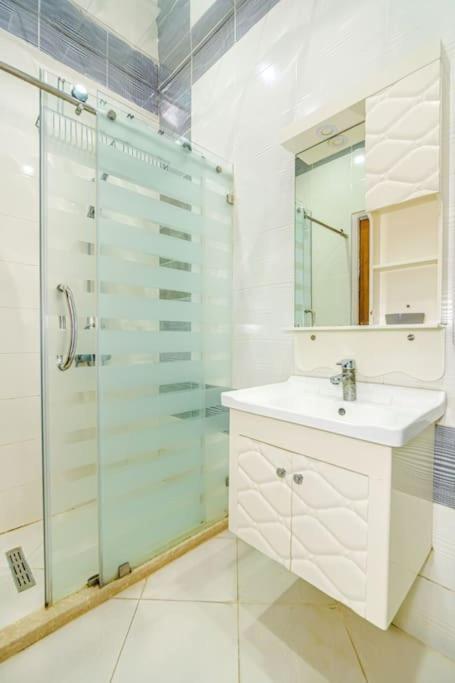 City Center Apartment Баку Экстерьер фото