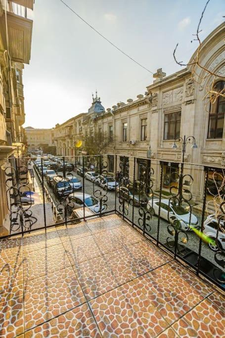 City Center Apartment Баку Экстерьер фото