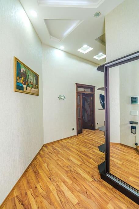 City Center Apartment Баку Экстерьер фото