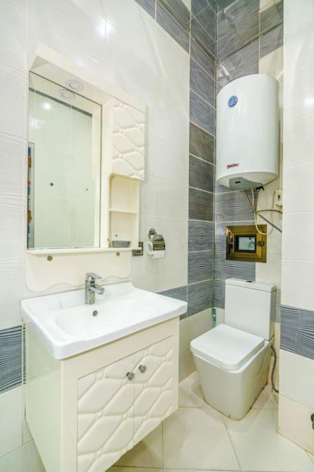 City Center Apartment Баку Экстерьер фото